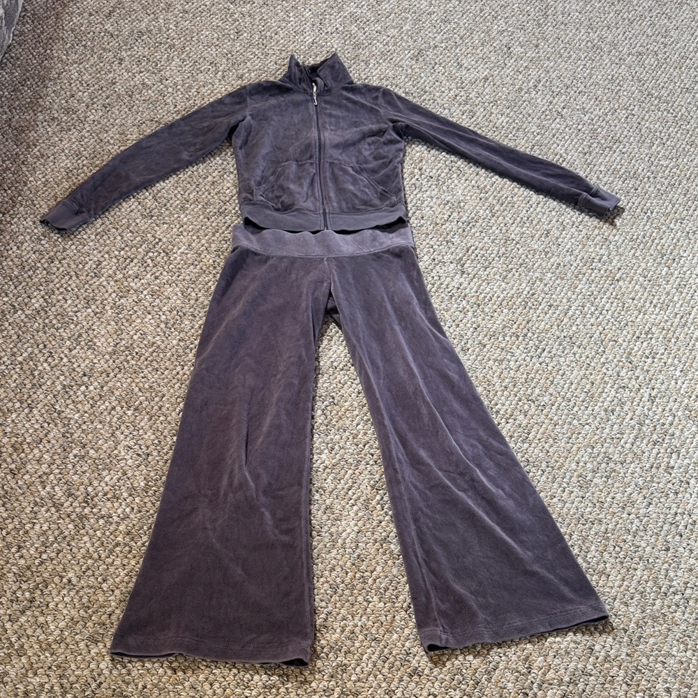Vintage Juicy Couture velour set good condition pants P jacket M